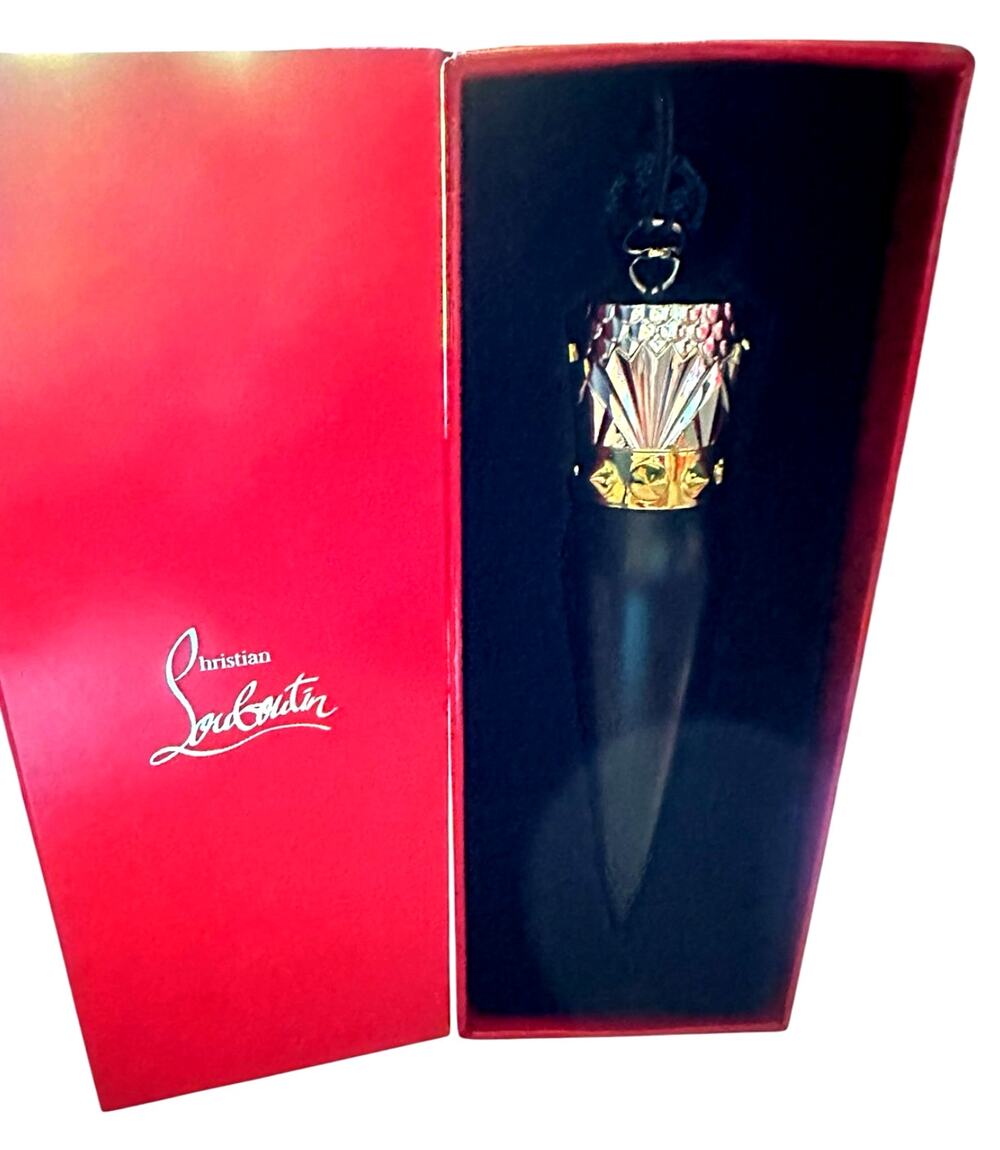Christian Louboutin Rouge Louboutin Velvet Matte Lipstick – Cameo Mate 313M